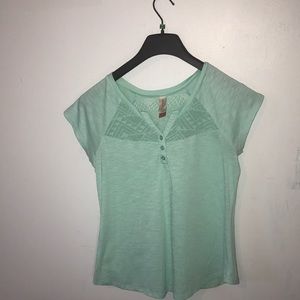 No boundaries t-shirt